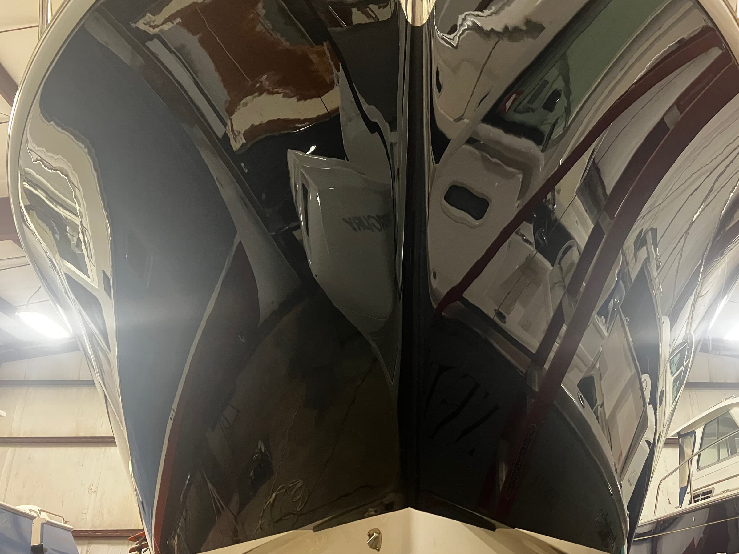 Powerboat · Midcoast · compound and polish